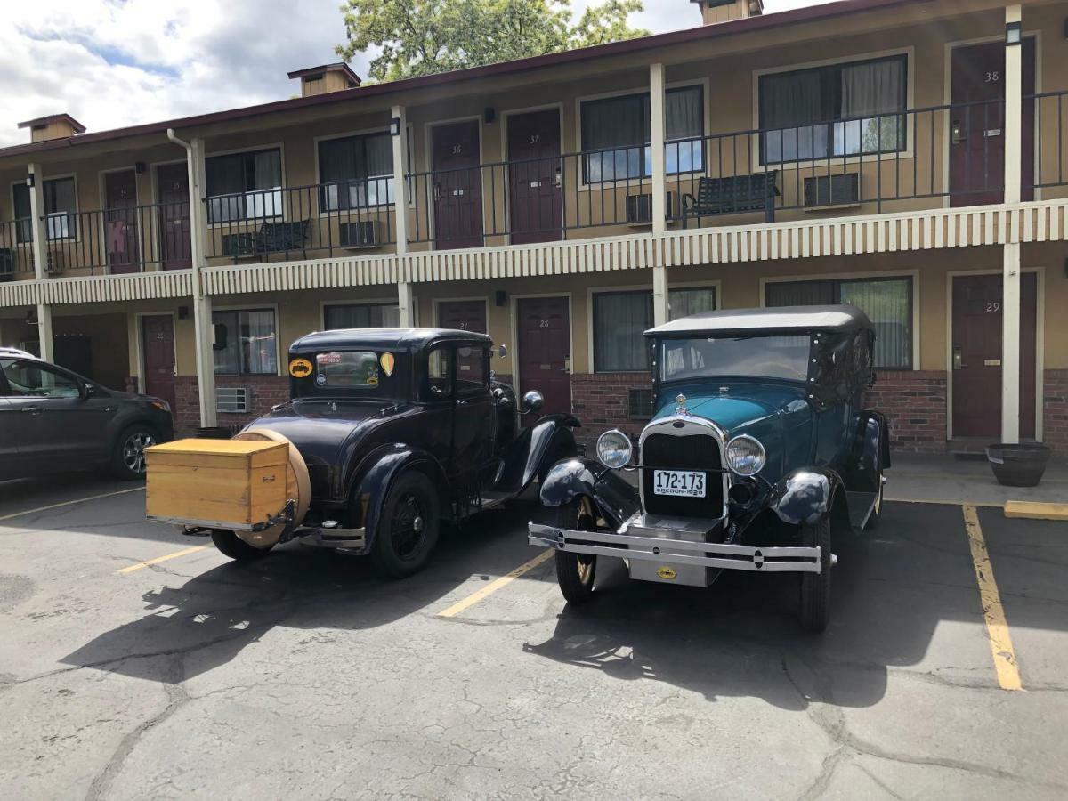 Klamath Motor Lodge Yreka Eksteriør bilde